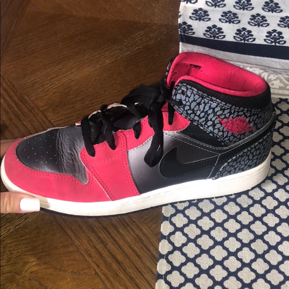 Air Jordan 1 street shoes- STILL AVAILABLE!!